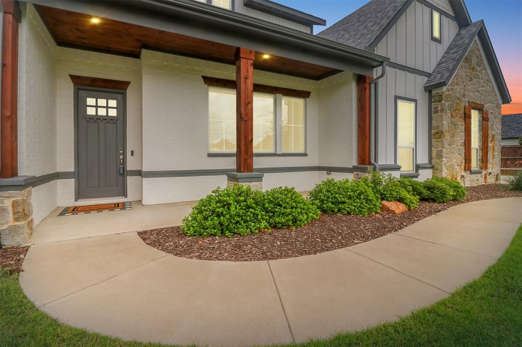 520 Fox Hill Court