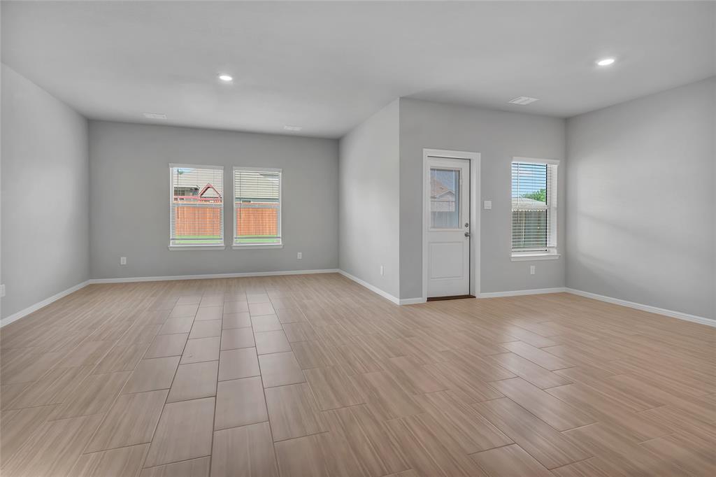 River's Edge - Residential Lease