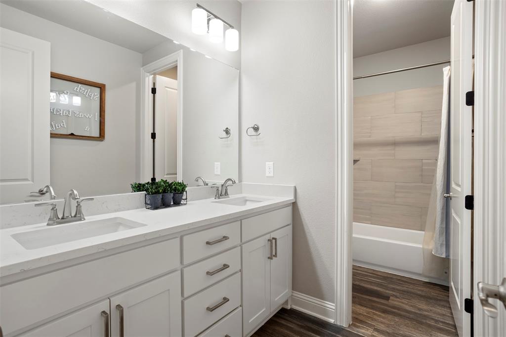 Pioneer Point Ph 3 & 4 - Residential