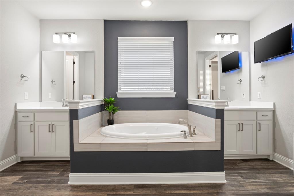 Pioneer Point Ph 3 & 4 - Residential