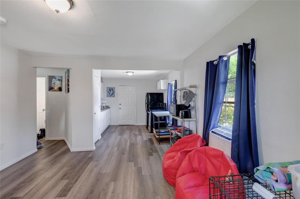 Whitmore Courts Add - Residential Lease