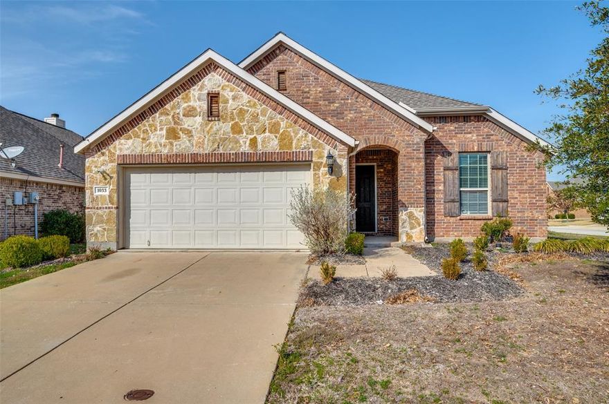 Beautiful home with stunning stone elevation. The main floor features laminate hardwood floors throughout and a spacious living room. The kitchen offers granite countertops, stainless steel appliances, and plenty of workspace.

The open floor plan connects the family room, living area, and dining room, creating a bright and welcoming space. The breakfast area is perfect for everyday dining.

The primary bedroom features a walk-in closet, and the primary bathroom includes double sinks, a soaking tub, and a separate standing shower.

Enjoy outdoor living with the extended covered patio—perfect for relaxing or entertaining.