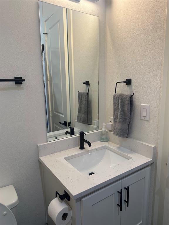 Main 7 Twnhm Add - Residential Lease