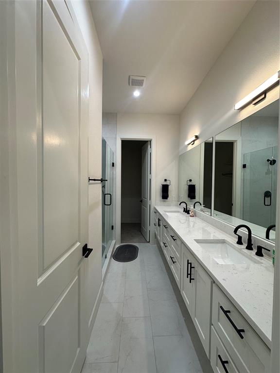 Main 7 Twnhm Add - Residential Lease