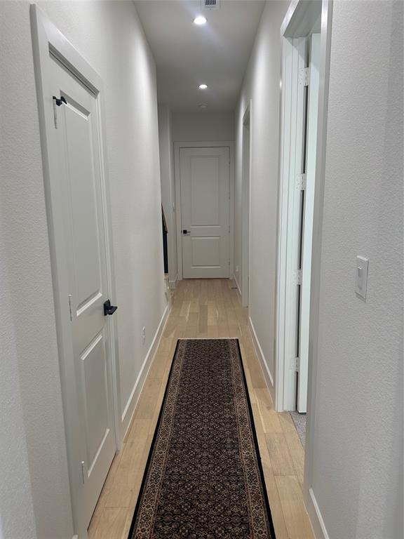 Main 7 Twnhm Add - Residential Lease