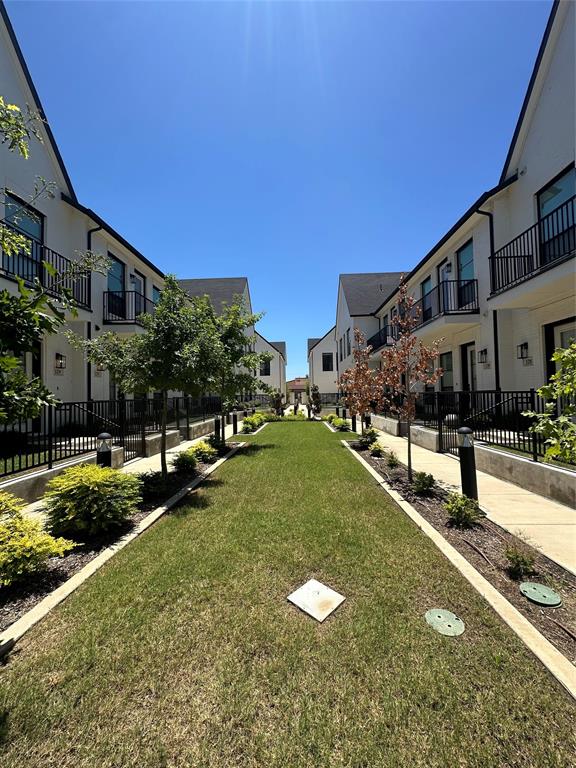 Main 7 Twnhm Add - Residential Lease