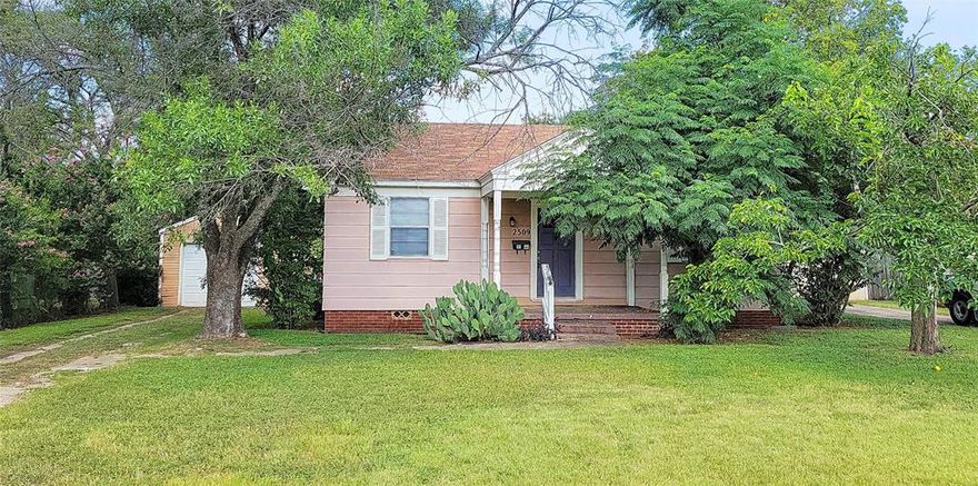 Please excuse our mess while this make-ready is still in progress. This two-bedroom, one-bathroom home sits in the perfect location on the west side of Fort Worth. Featuring a large backyard, vinyl plank flooring, a gas stove, a stack washer-dryer, and a detached garage, this home awaits your visit. Book your showing today!

Move-in date must be within 30 days of application. Pets subject to landlord approval. Homes rented in the condition at the time of viewing. Tenants to verify schools & measurements.