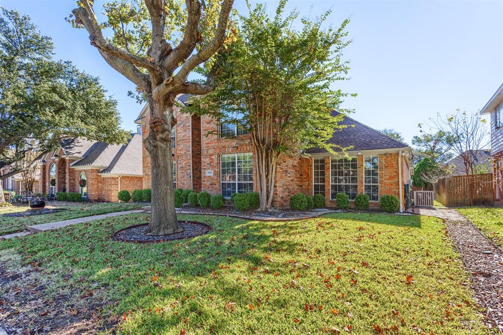 1432 Honey Locust Drive