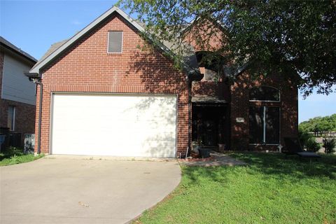 A home in Lewisville