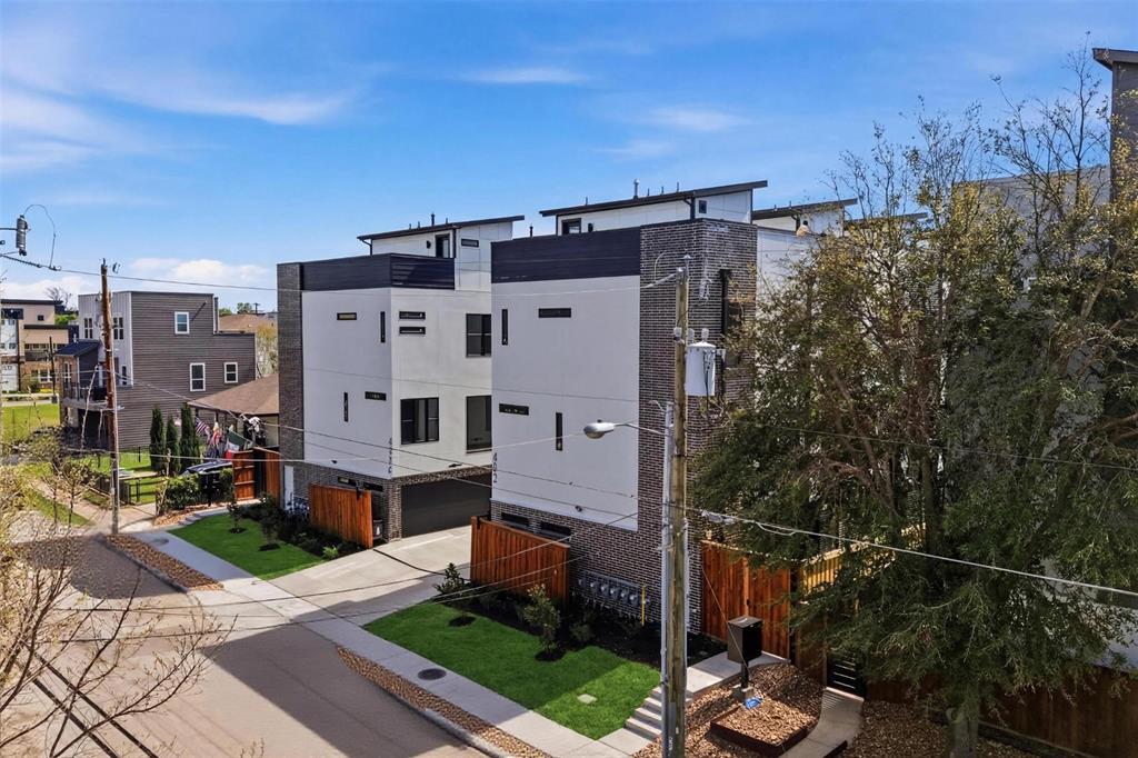 Elk Hill - Residential