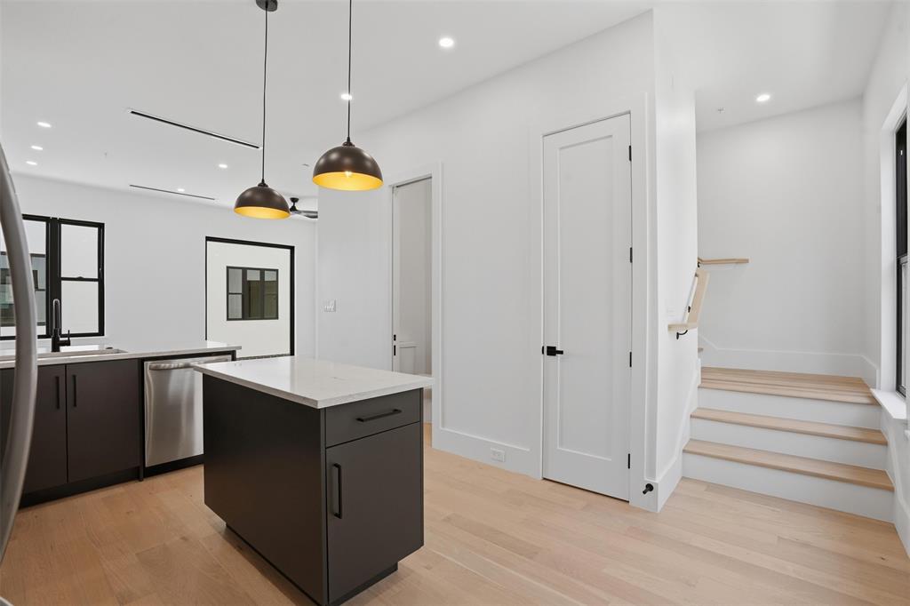 Elk Hill - Residential