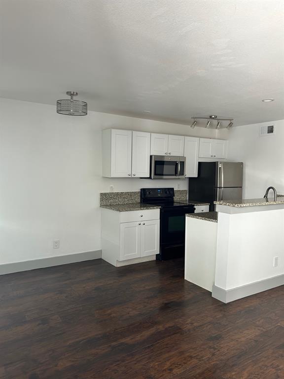 4633 Fairmount Street 109