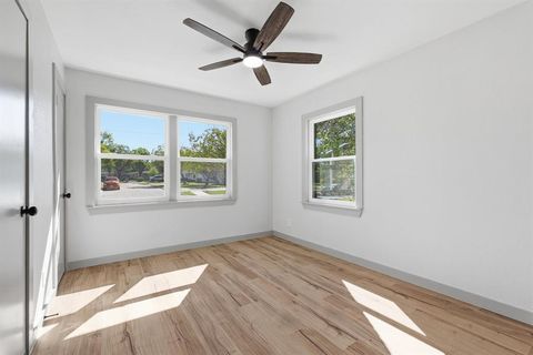 Tiny photo for 1217 Sunnyvale Drive, Arlington, TX 76010 (MLS # 21100828)
