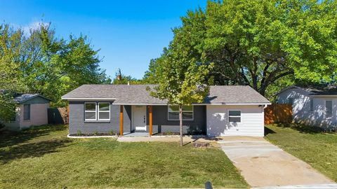 Tiny photo for 1217 Sunnyvale Drive, Arlington, TX 76010 (MLS # 21100828)