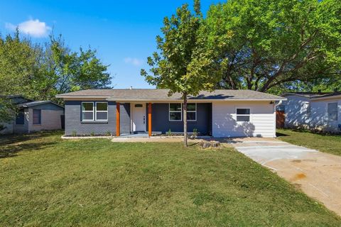 Tiny photo for 1217 Sunnyvale Drive, Arlington, TX 76010 (MLS # 21100828)