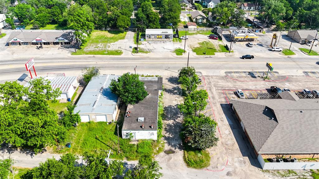 Corsicana - Commercial Sale