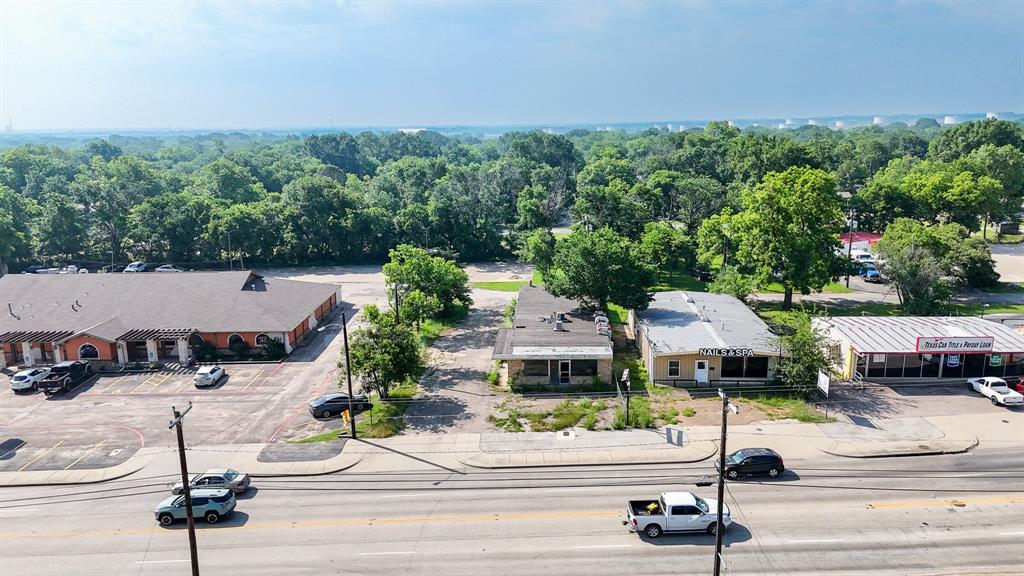 Corsicana - Commercial Sale