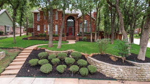 Photo of 2805 Pine View Drive, Grapevine, TX 76051 (MLS # 21345266)