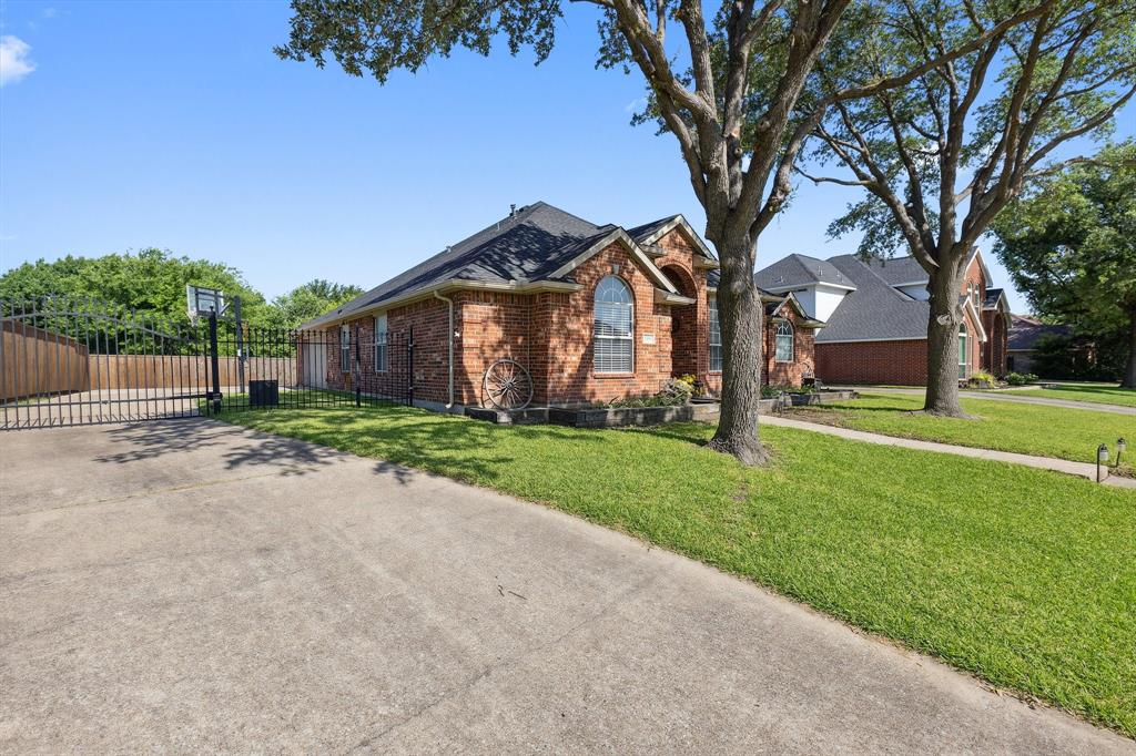 3309 Lake Highlands Drive