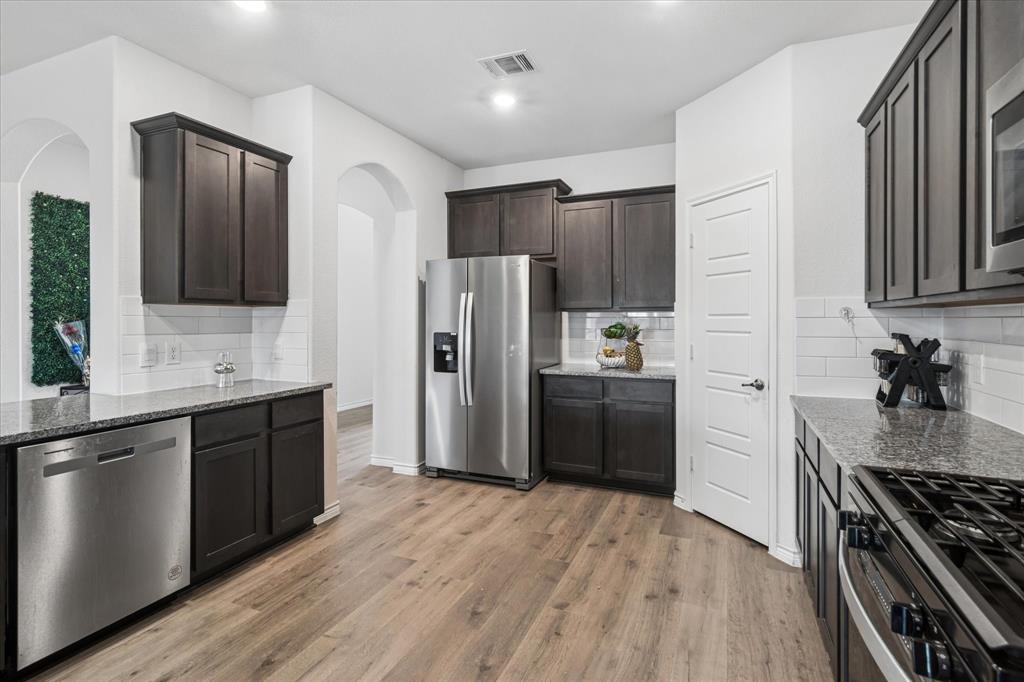 4008 Glastonbury Road