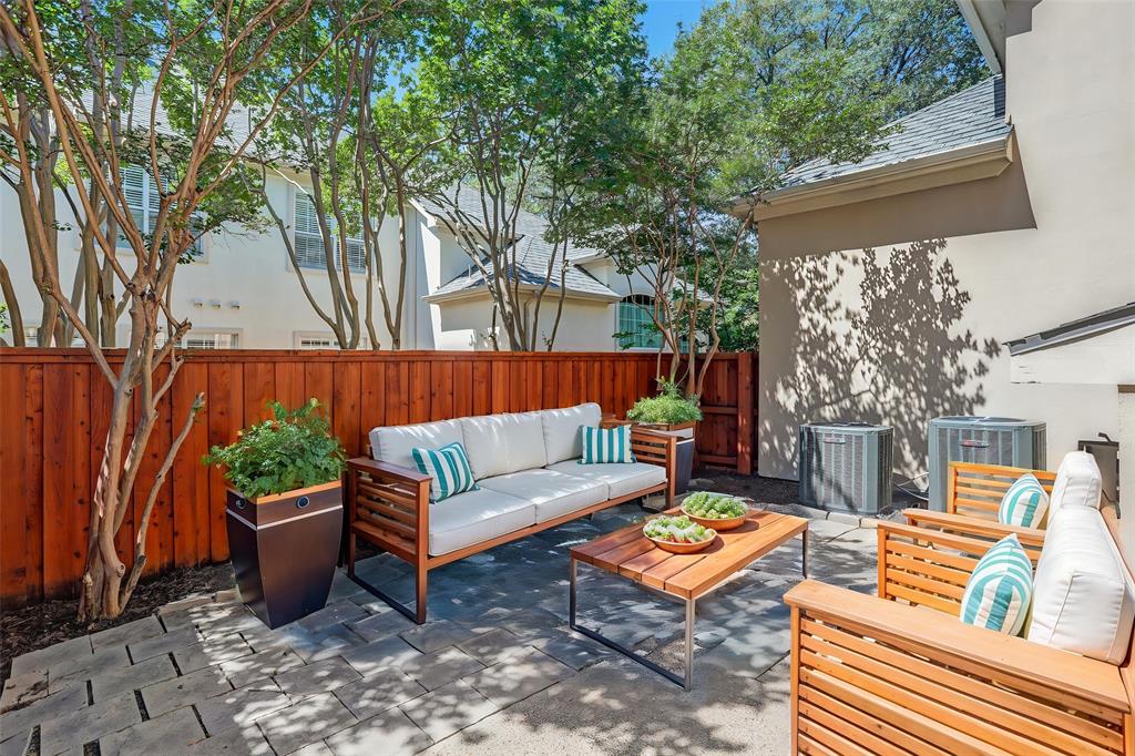 Town Homes Of Add - Residential