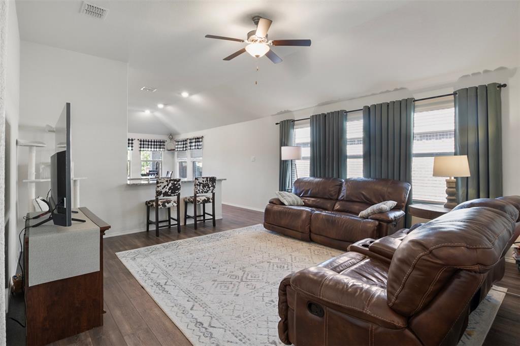 Hillstone Pointe Wes - Residential