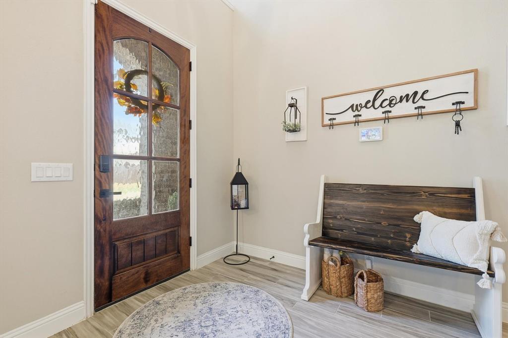 1702 De Berry Lane