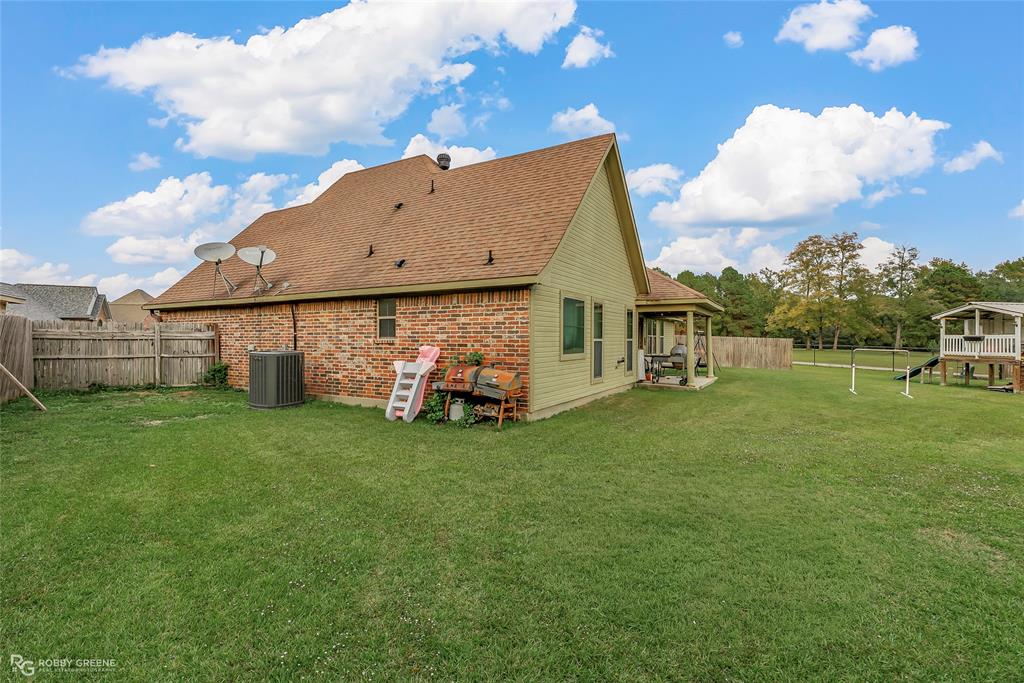 Mckenzie Place - Residential