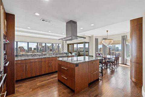 3030 Mckinney Avenue 1906 Dallas TX 75204