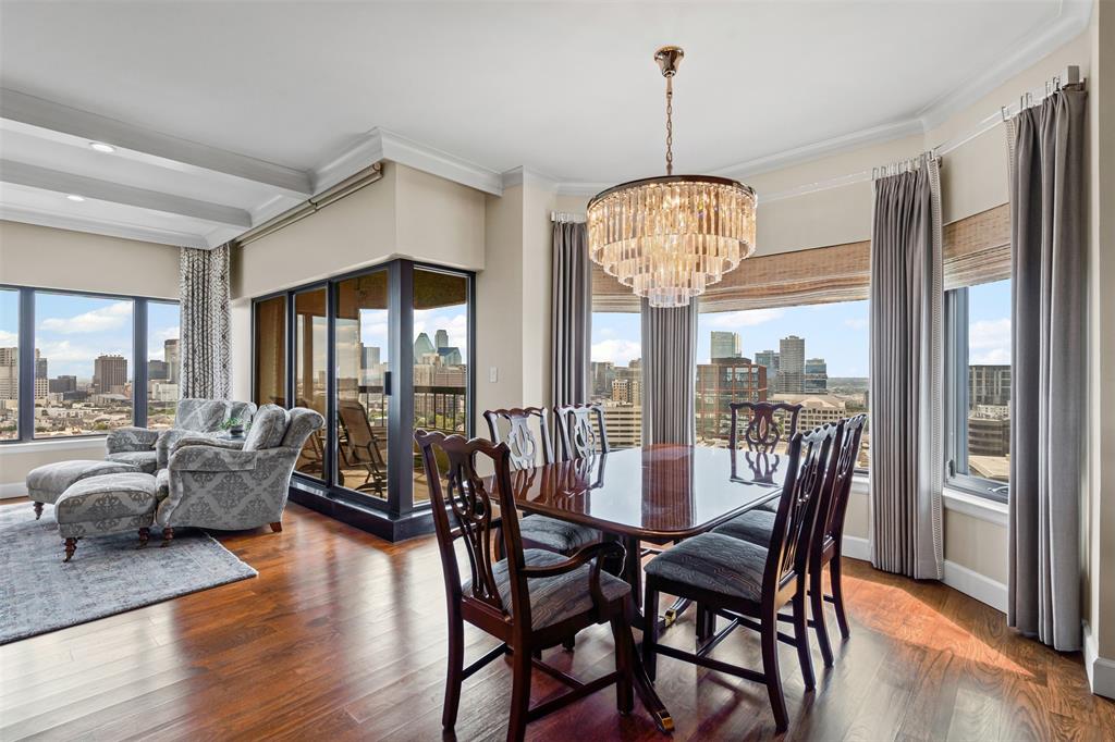 Latour Condo - Residential