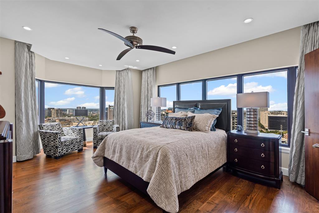 Latour Condo - Residential