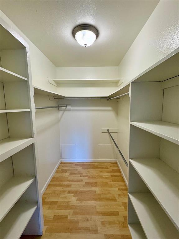 Royal Knoll Condos - Residential