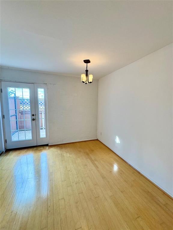 Royal Knoll Condos - Residential