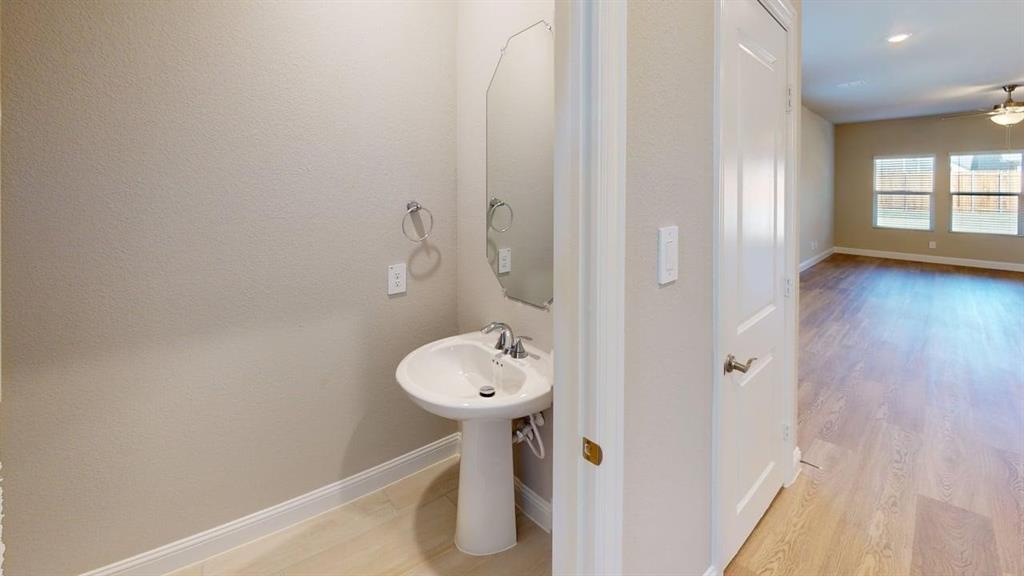 Simpson Xing Ph 3 - Residential Lease