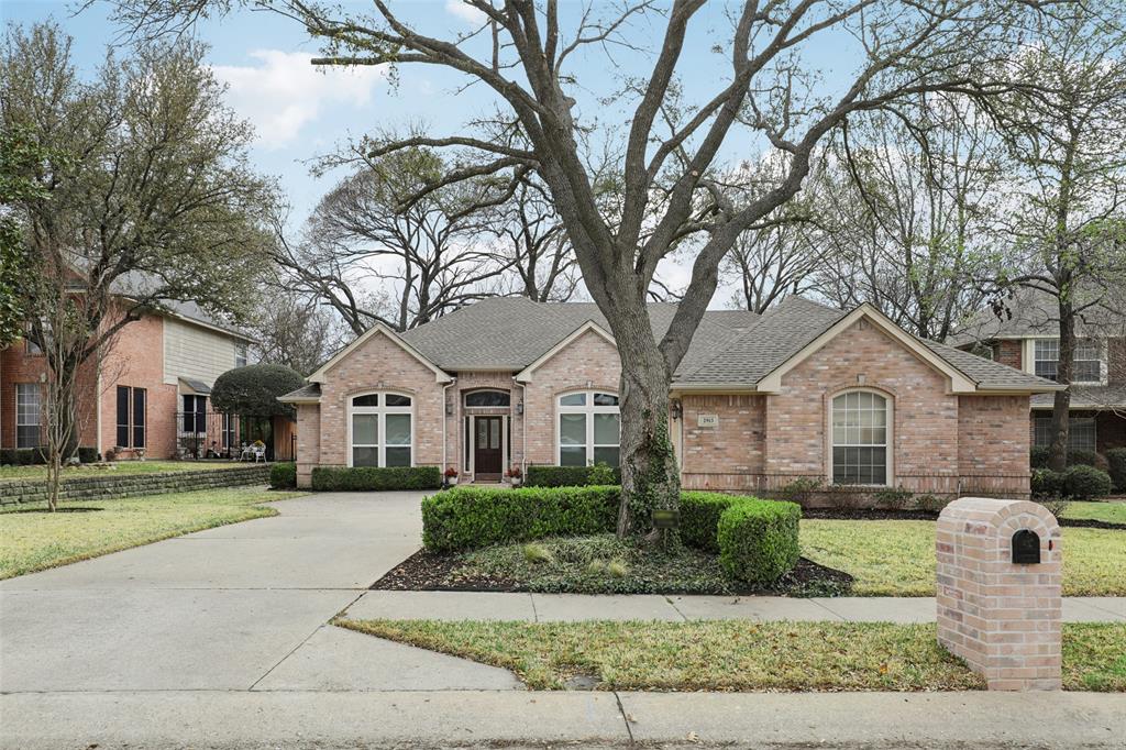 2913 Moss Creek Court