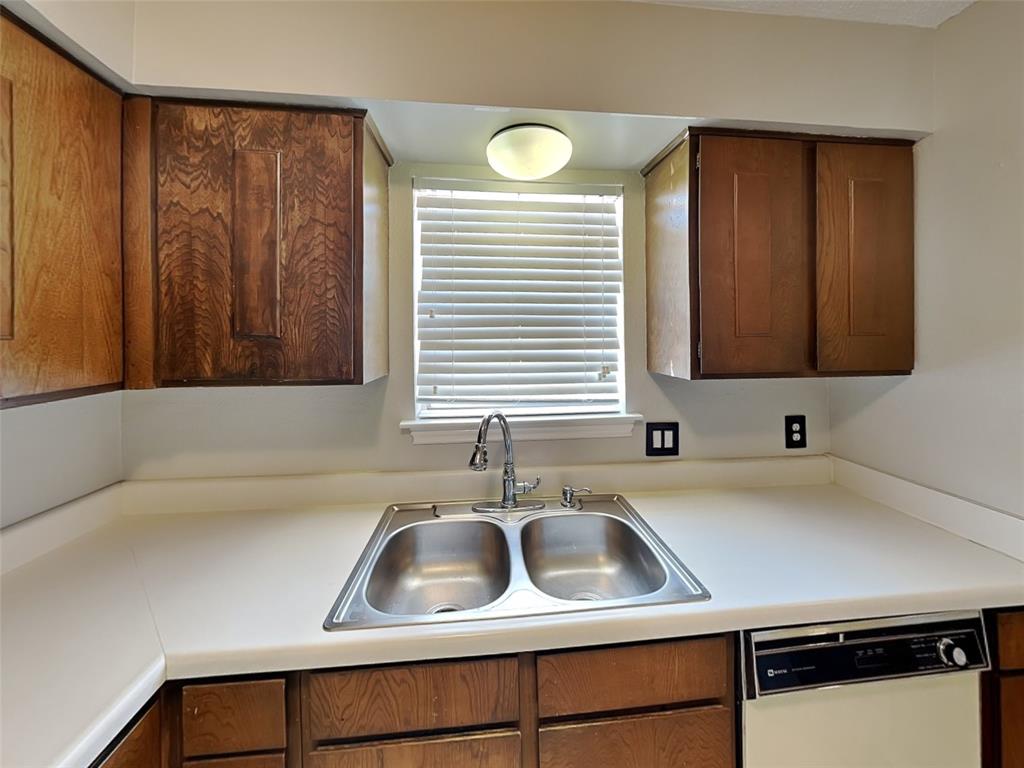 Indian Crk #2 Condo - Residential Lease