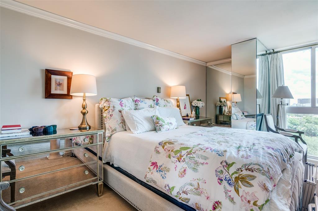 Twenty-One Turtle Creek Condo - Residential