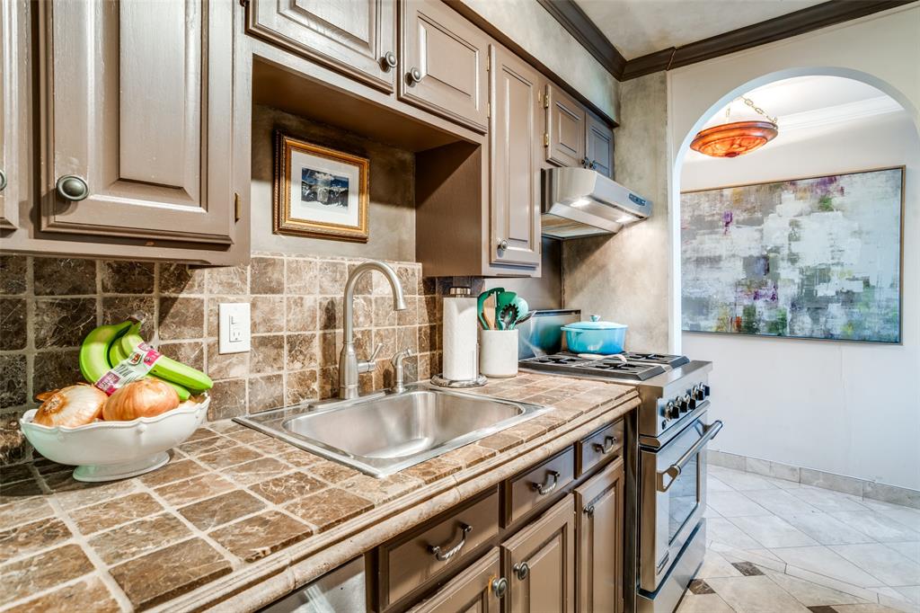 Twenty-One Turtle Creek Condo - Residential