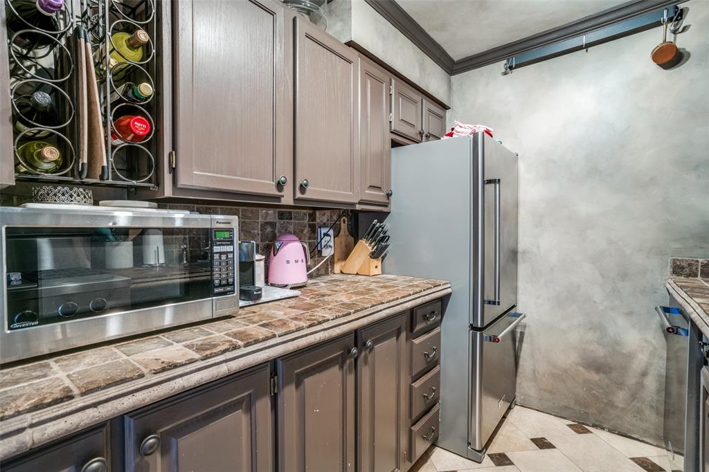 Twenty-One Turtle Creek Condo - Residential