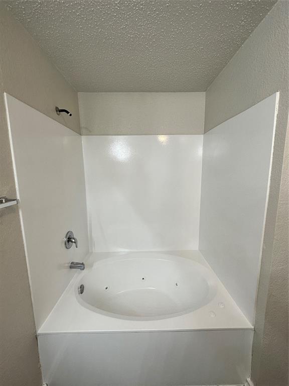 Lake Port Village Add - Residential Lease