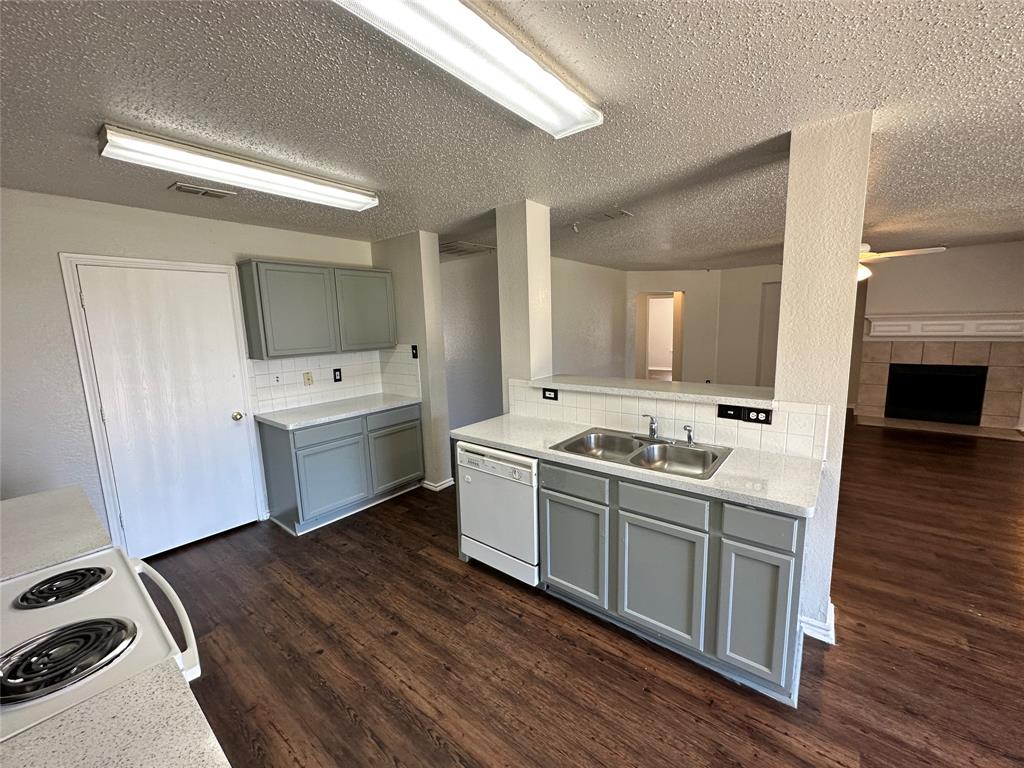 Lake Port Village Add - Residential Lease