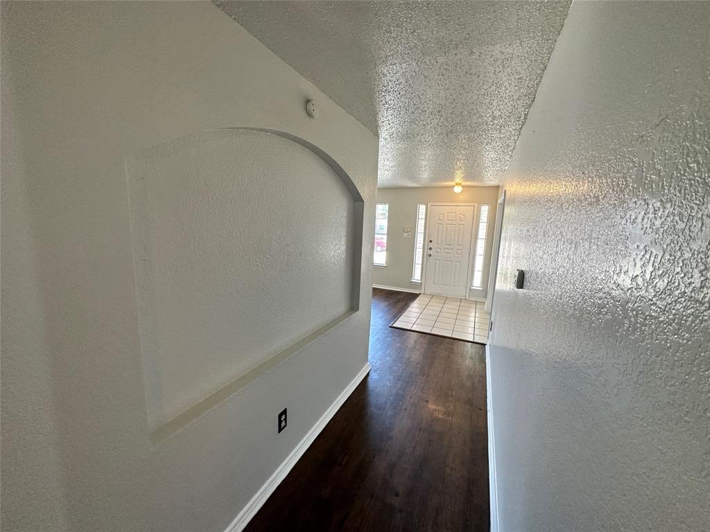 Lake Port Village Add - Residential Lease