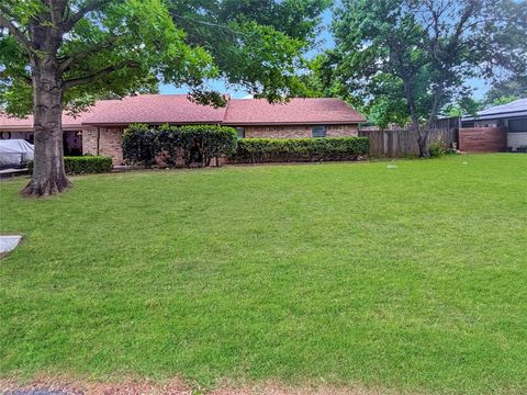 Photo of 2816 N Haven Drive, Corinth, TX 76210 (MLS # 21268053)