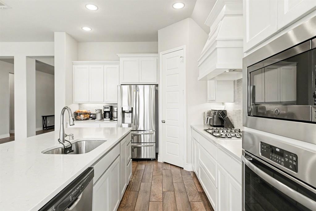 1423 Daisy Corner Drive