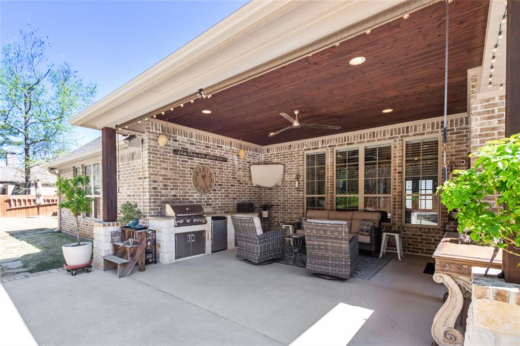 Spruce Hill Estate - Residential