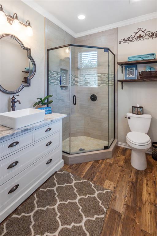 Spruce Hill Estate - Residential