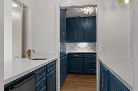 Tiny photo for 300 Pierremont Road #23, Shreveport, LA 71106 (MLS # 21394978)