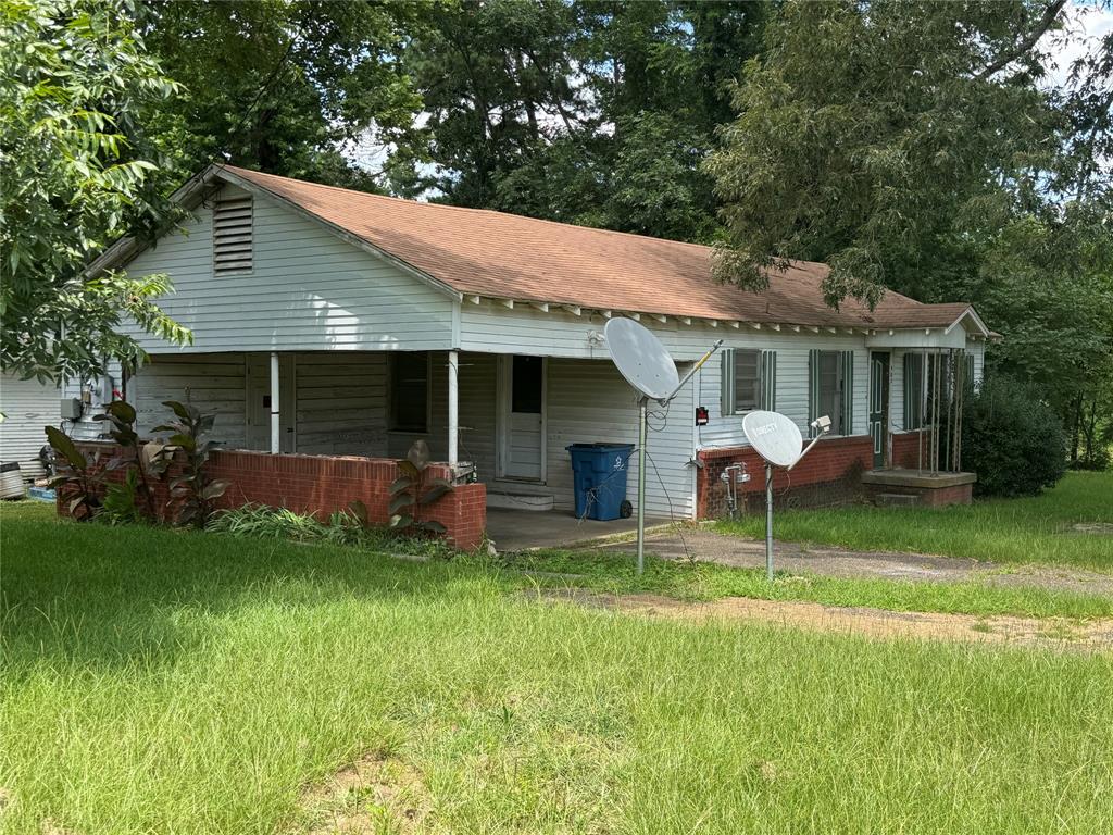 903 E Mary Avenue