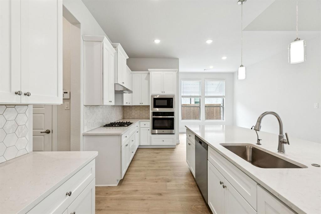 Oaks of North Grove - Residential