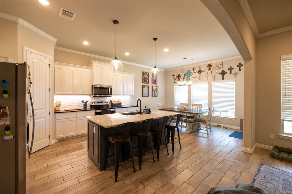 3006 Promenade Drive